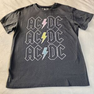 AC/DC 2024 Gray Tshirt With Graphics Size Large